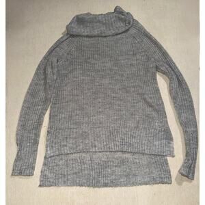 Maurice’s women’s New grey waffle sweater